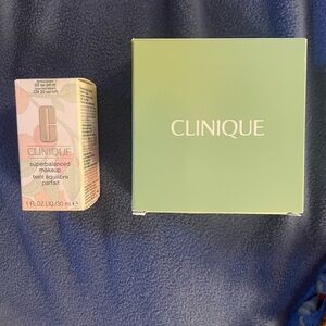 Bundle of full size NIB Clinique super balanced foundation Fair 02 black honey